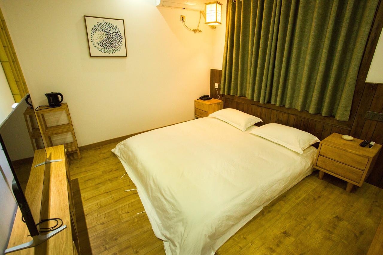 Wally House青山惠风民宿 Zhangjiajie Buitenkant foto