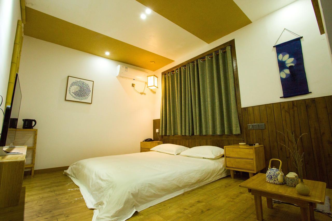 Wally House青山惠风民宿 Zhangjiajie Buitenkant foto